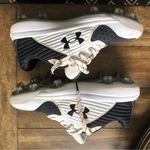 Under Armour Youth Baseball Cleats size 7